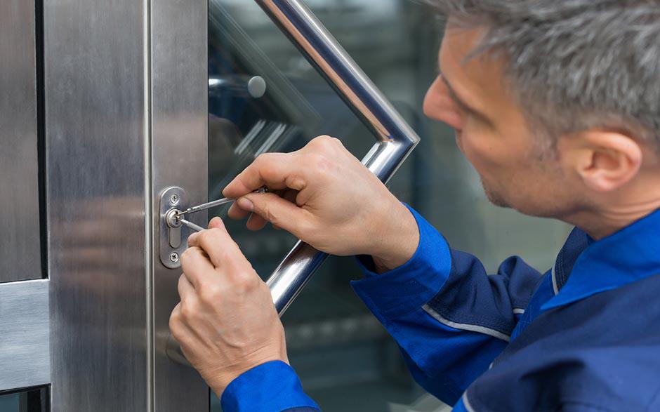 artisan serrurier tarif Paris 20